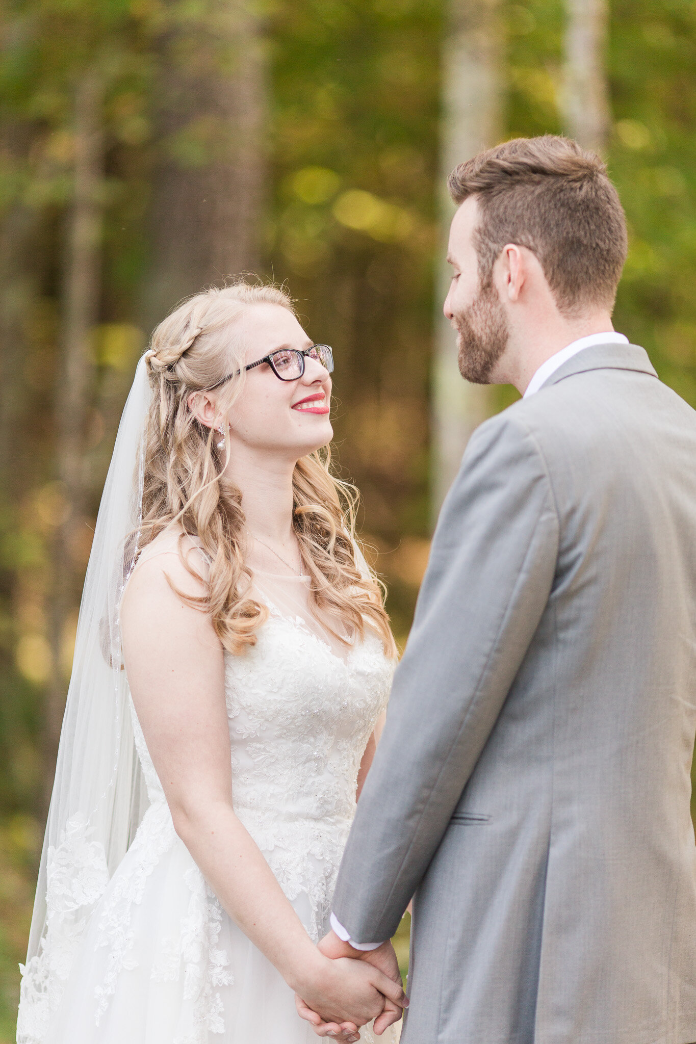 Fall Wedding at Mead Lake Lodge in Rustburg, Virginia || Intimate Wedding in Central Virginia || Ashley Eiban Photography