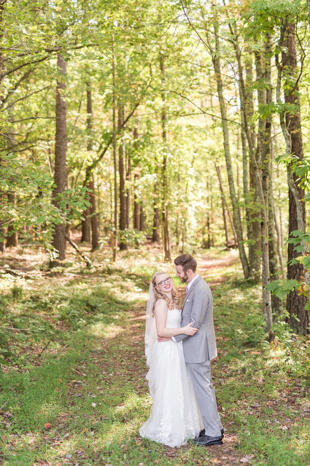 Fall Wedding at Mead Lake Lodge in Rustburg, Virginia || Intimate Wedding in Central Virginia || Ashley Eiban Photography