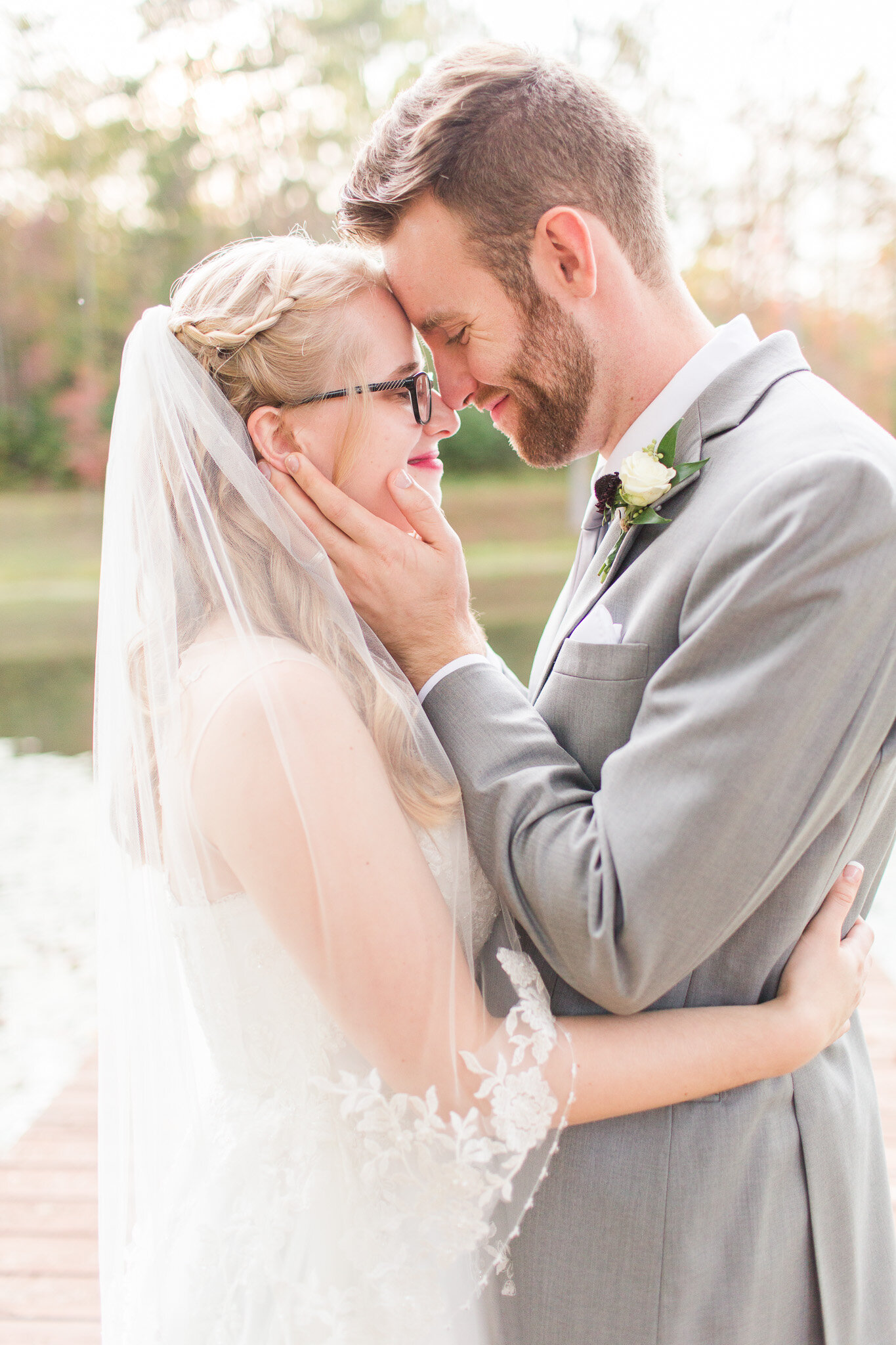 Fall Wedding at Mead Lake Lodge in Rustburg, Virginia || Intimate Wedding in Central Virginia || Ashley Eiban Photography