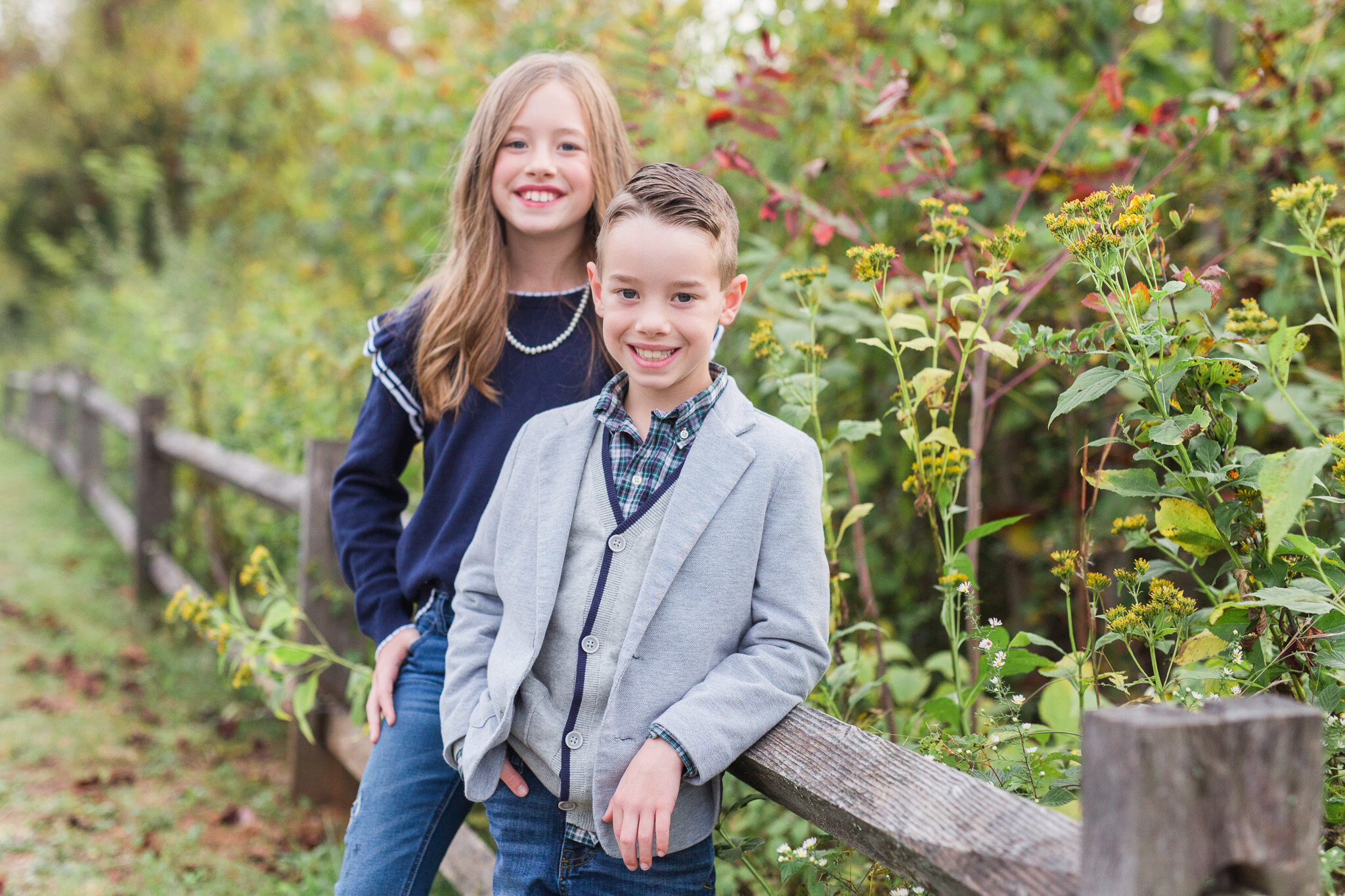 Fall Family Photos in Central Virginia || Lynchurg, Virginia Family Photographer || Ivy Creek Park in Lynchburg || Ashley Eiban Photography 