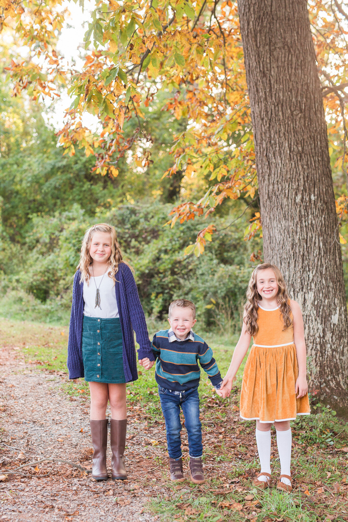 Lynchburg, Virginia Family Photographer || Family and Wedding Photographer in Lynchburg, Virginia || Ashley Eiban Photography