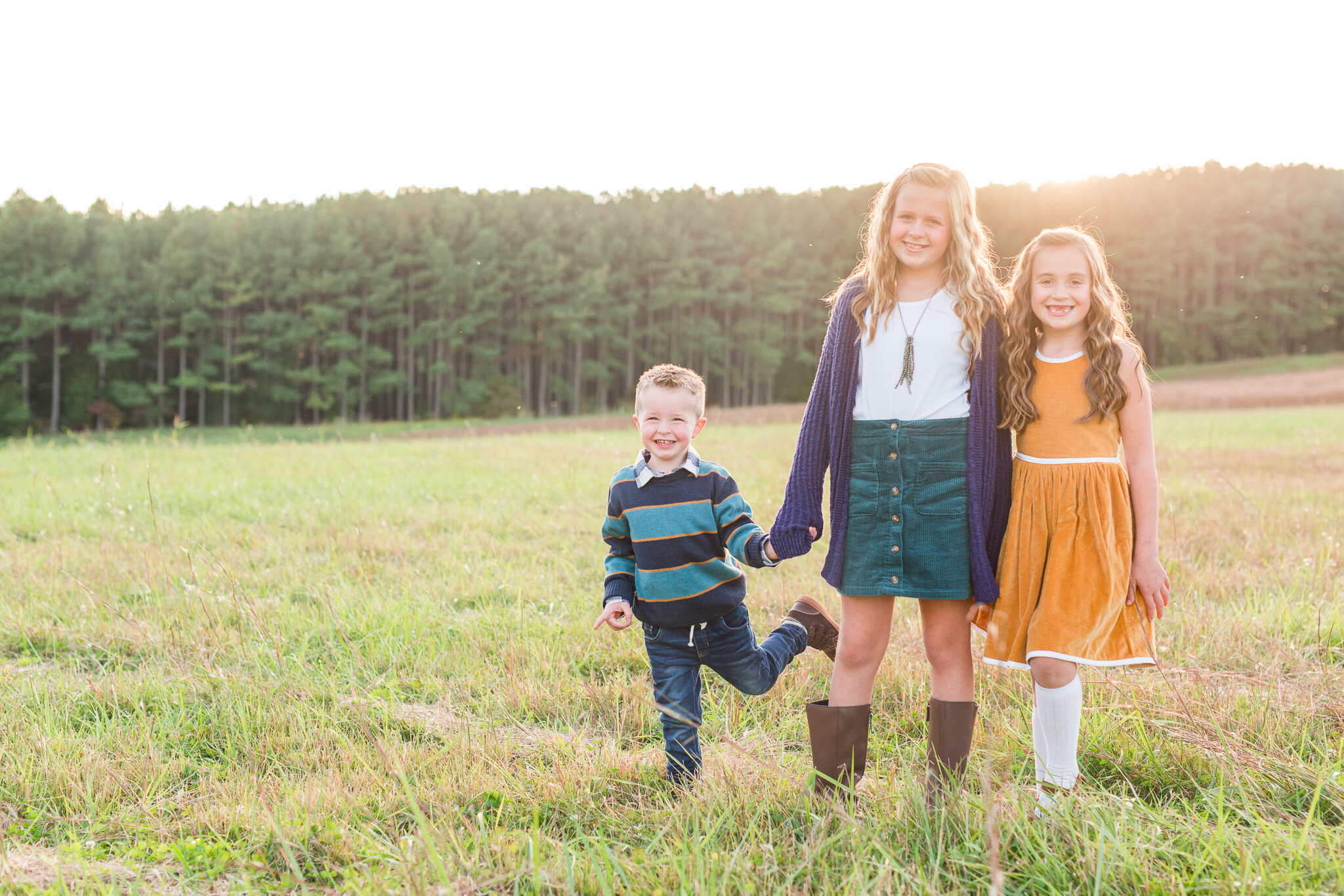 Lynchburg, Virginia Family Photographer || Family and Wedding Photographer in Lynchburg, Virginia || Ashley Eiban Photography