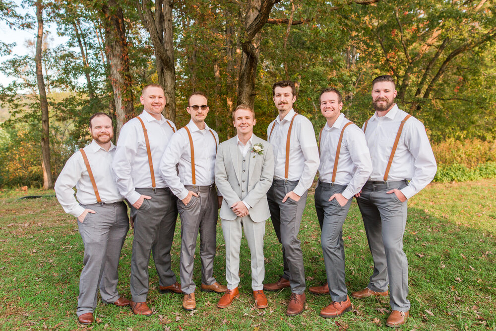 Riverview Manor in Hurt, Virginia || Lynchburg, VA Wedding Photographer || Fall Wedding in Central Virginia || www.ashleyeiban.com