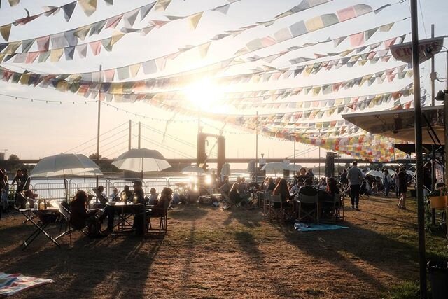 Sundowner ☀️
#stadtstrand #stadtstrandd&uuml;sseldorf #summer #fujix100t