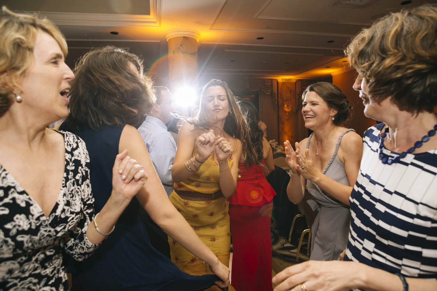 LenaMattWedding_Dancing_068.jpg