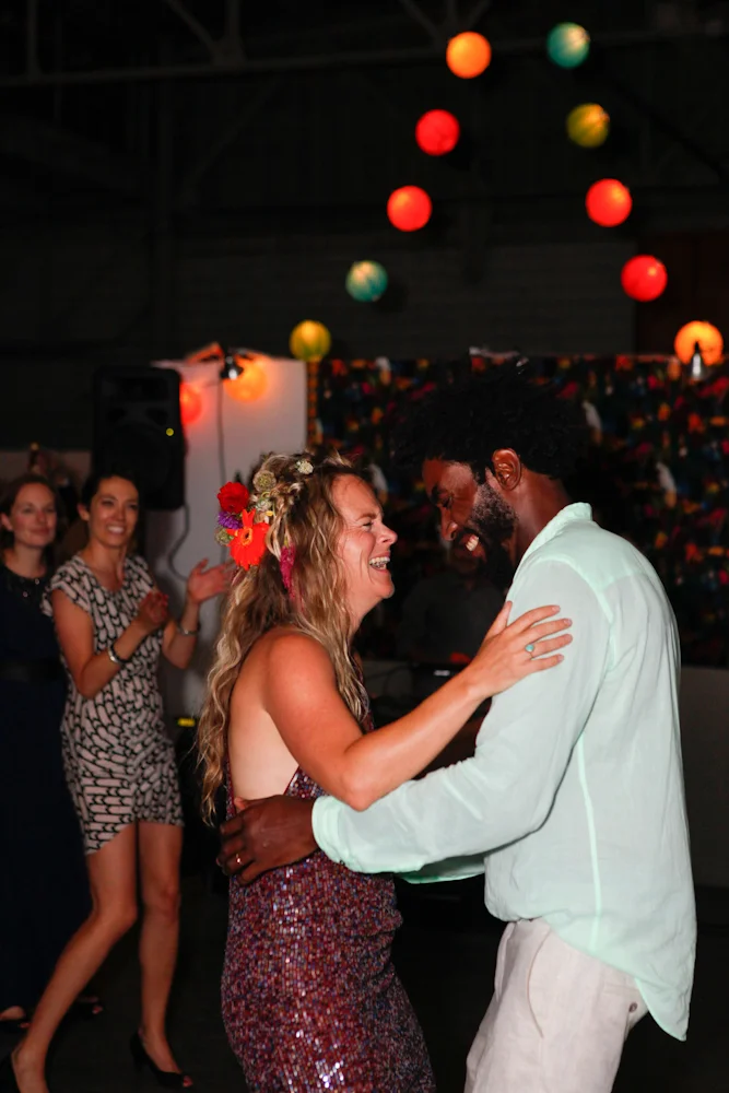 HannahJamesWedding_Dancing_107.jpg