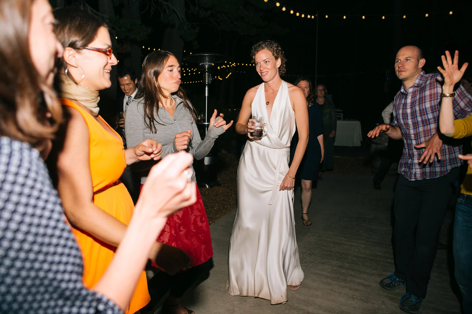 IsabelBenWedding_Dancing_202.jpg