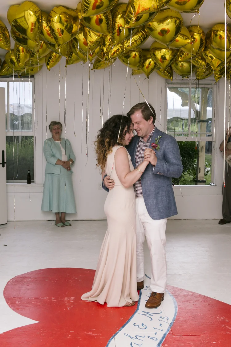 SarahMattWedding_Dancing_021.jpg