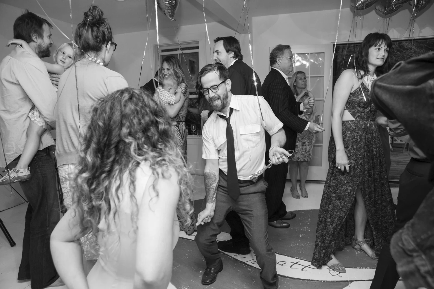 SarahMattWedding_Dancing_055.jpg
