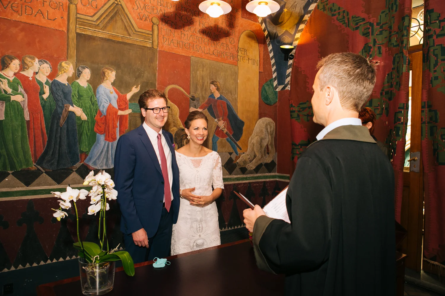 Rachael&Harrison_CityHall_004.jpg