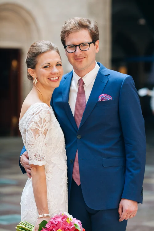 Rachael&Harrison_CityHall_100.jpg