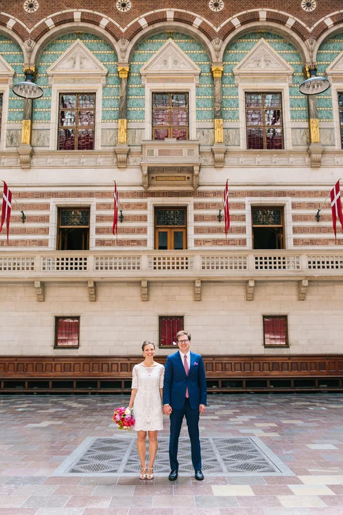 Rachael&Harrison_CityHall_102.jpg