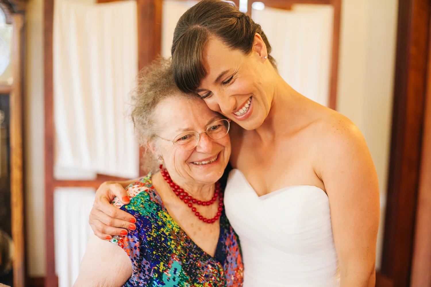 AnnieSamWedding_GettingReady_084.jpg