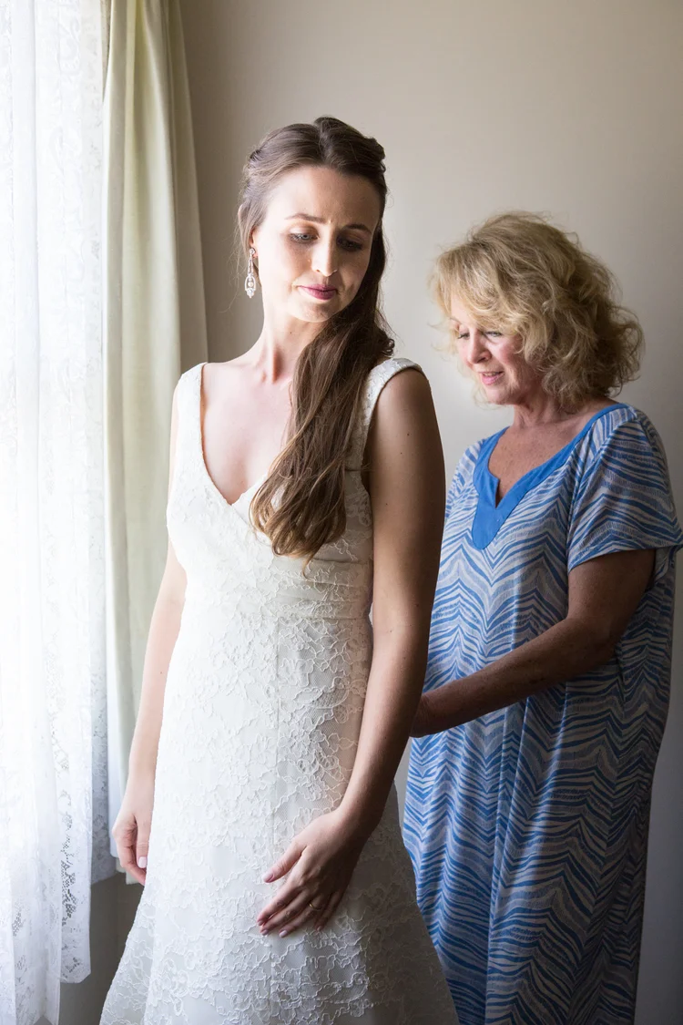 CaraAaronWedding_GettingReady_009.jpg