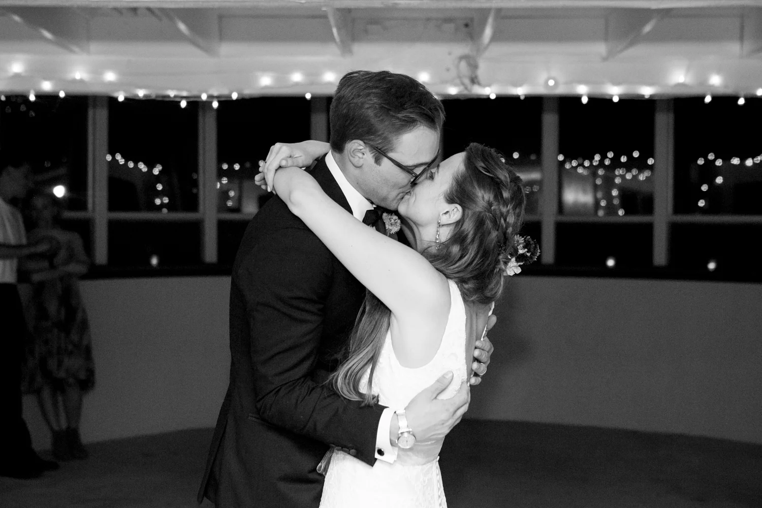 CaraAaronWedding_Dancing_090.jpg