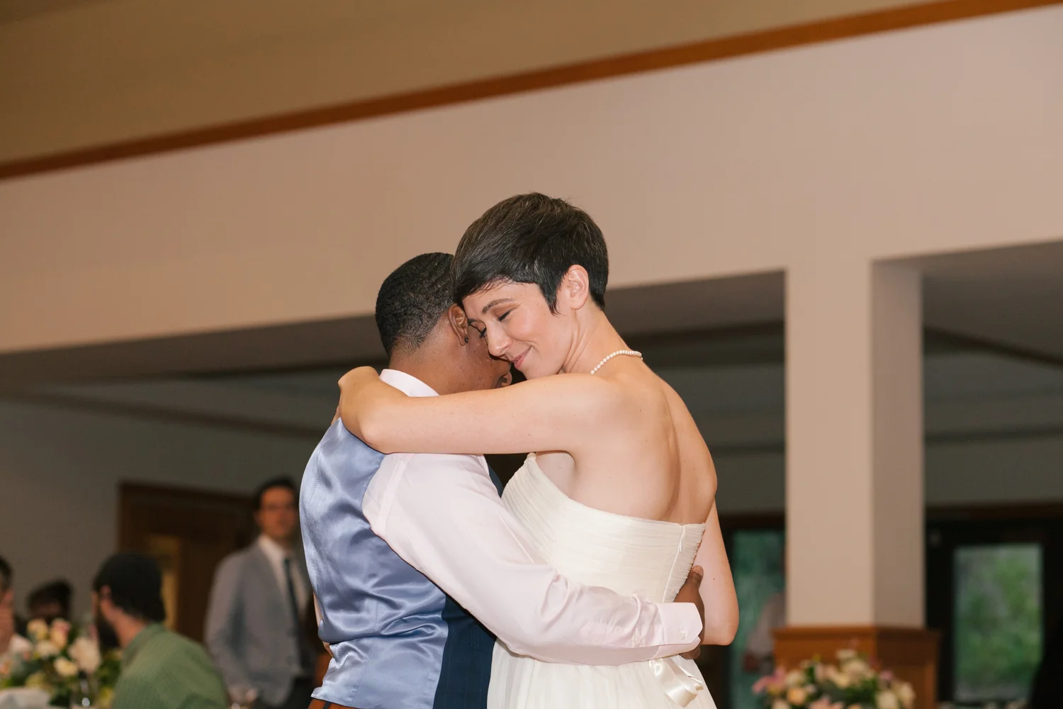 BrigidTrineiceWedding_Dancing_005.jpg