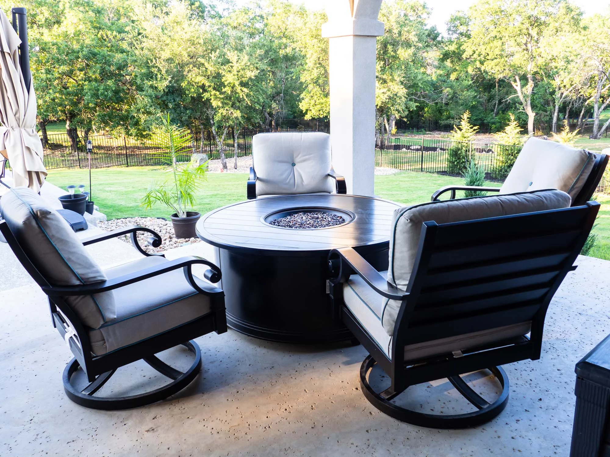 Backyard and Patio Makeover | Bring Mommy A Martini