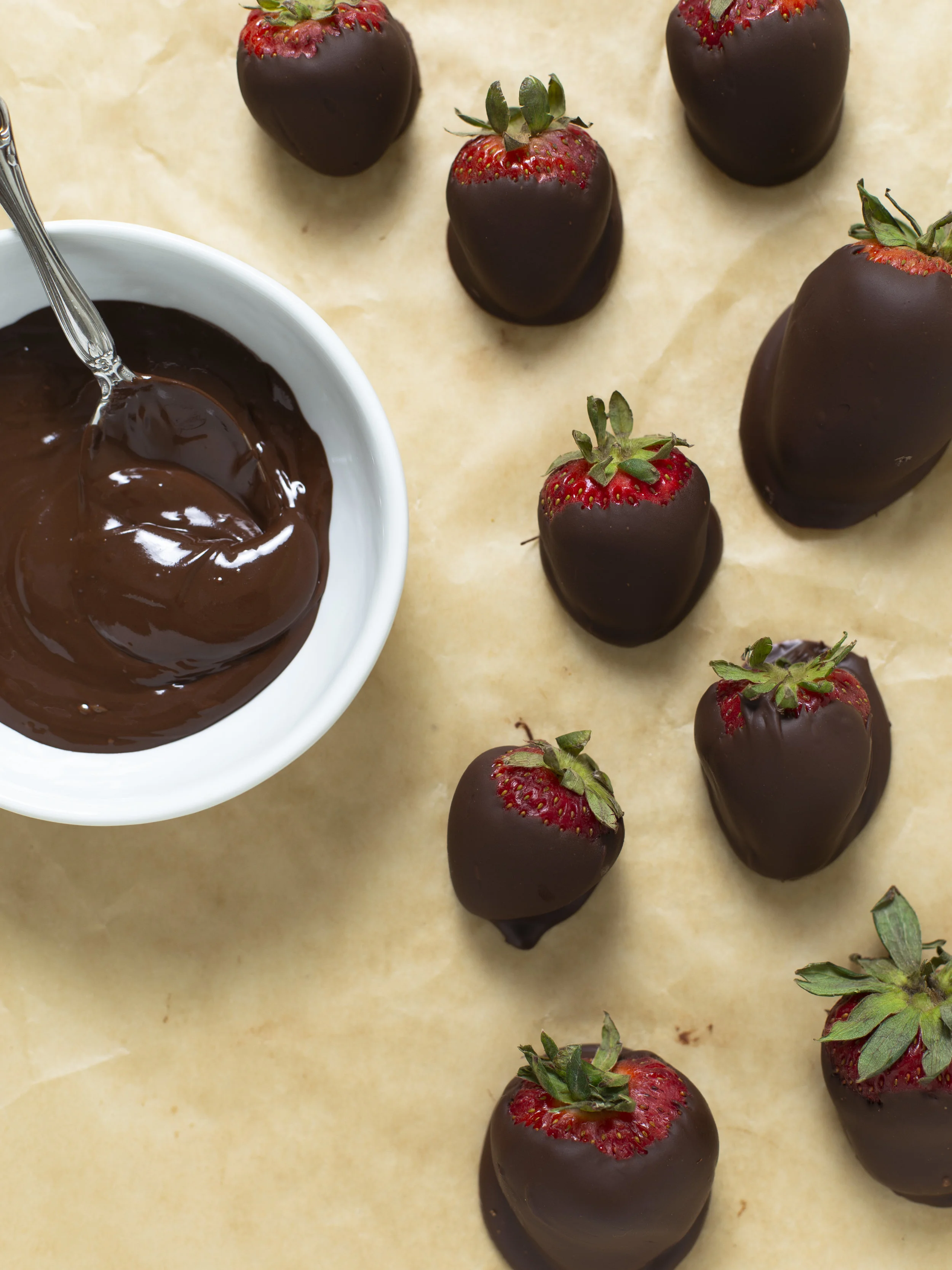 PBOAB-cookbook-ChocolateDippedFruit-060618-5.jpg