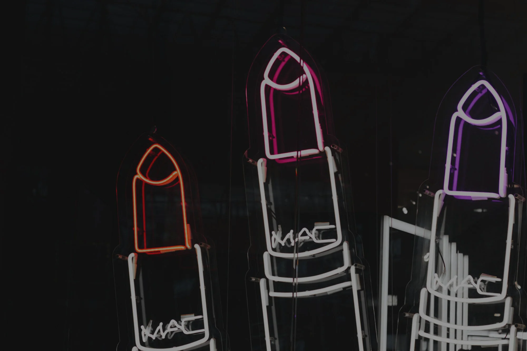 18112953-alex-holyoake-yfnfhaxg-xm-unsplash_cover_2000x1333 copy.jpg