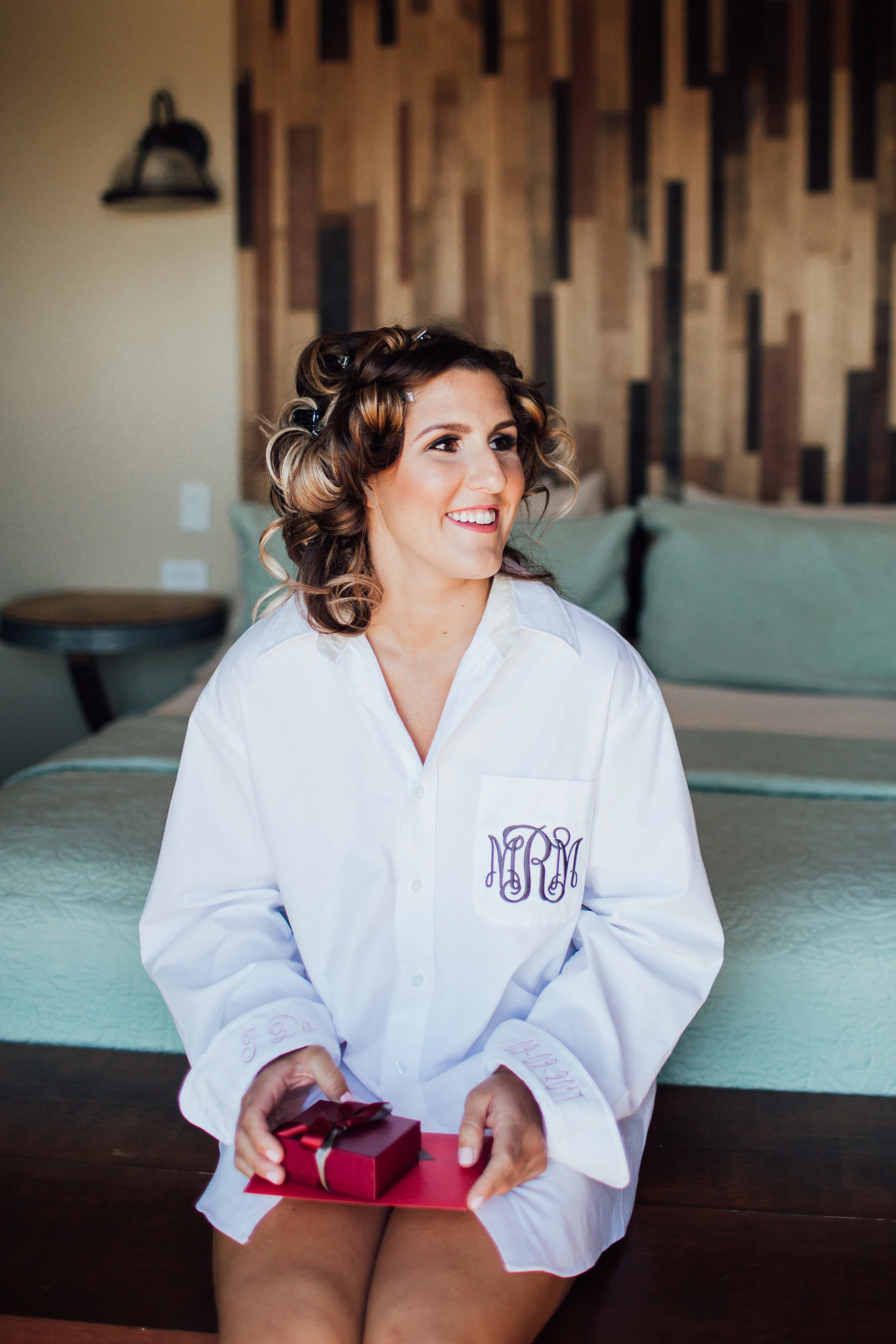 AmandaMegPhotography.jpg (48 of 236)-(ZF-9789-88481-1-011).jpg