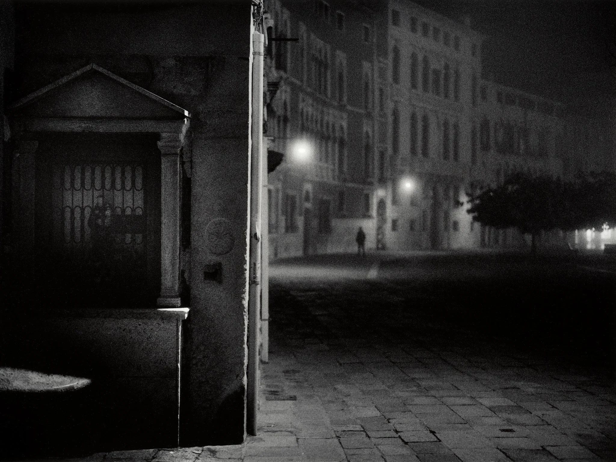Campo San Polo-M5-50mm-HP5-15x20cm.jpg