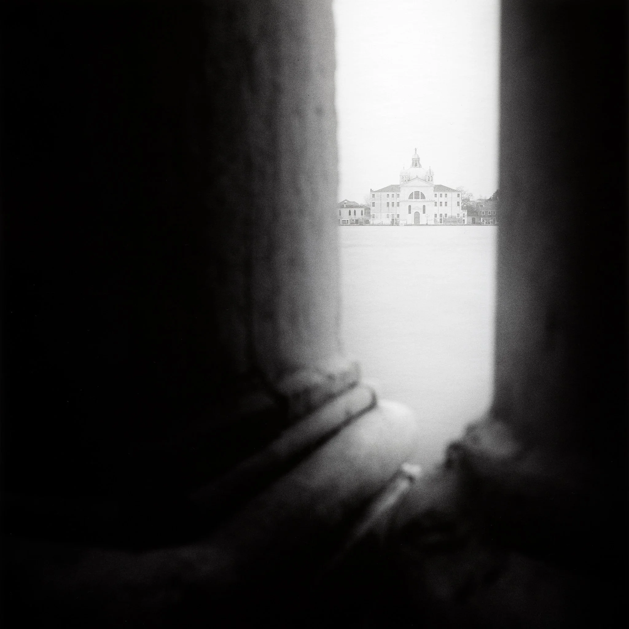Ponta Dugana mot Chiesa di Santa Maria della Presentazione-SL66-80mm-Trix-Fomabrom111.jpg