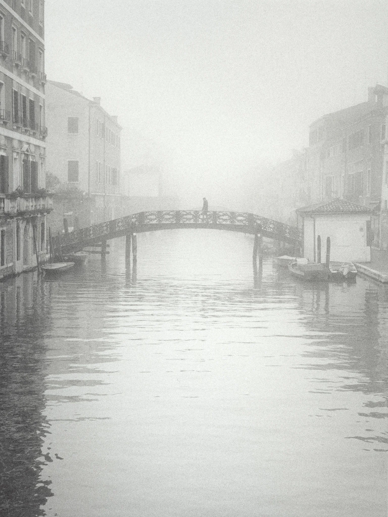 Rio de san Girolamo i tåke-M5-50mm-HP5-15x20cm-Ilford FB.jpg