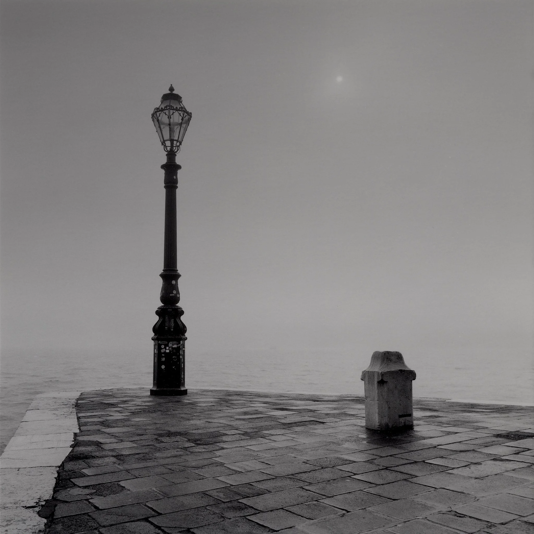 Svak sol i tåka på Punta Dugana-SL66-50mm-Trix 17x17cm.jpg