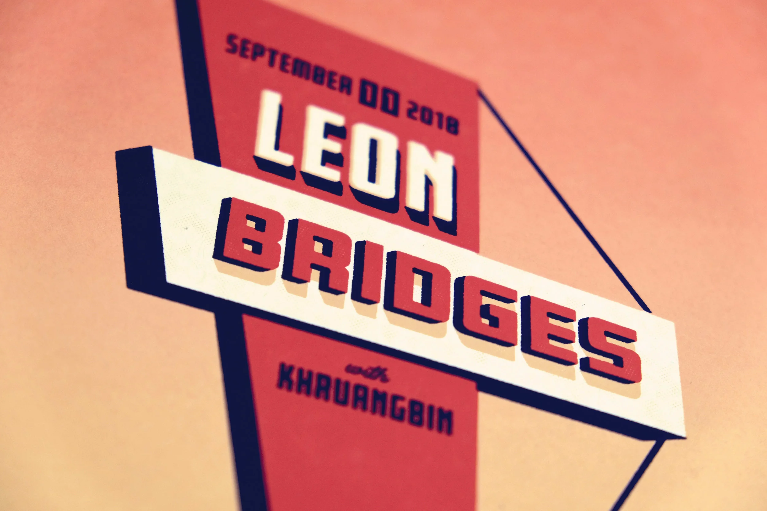 leon_bridges_pic_4.jpg