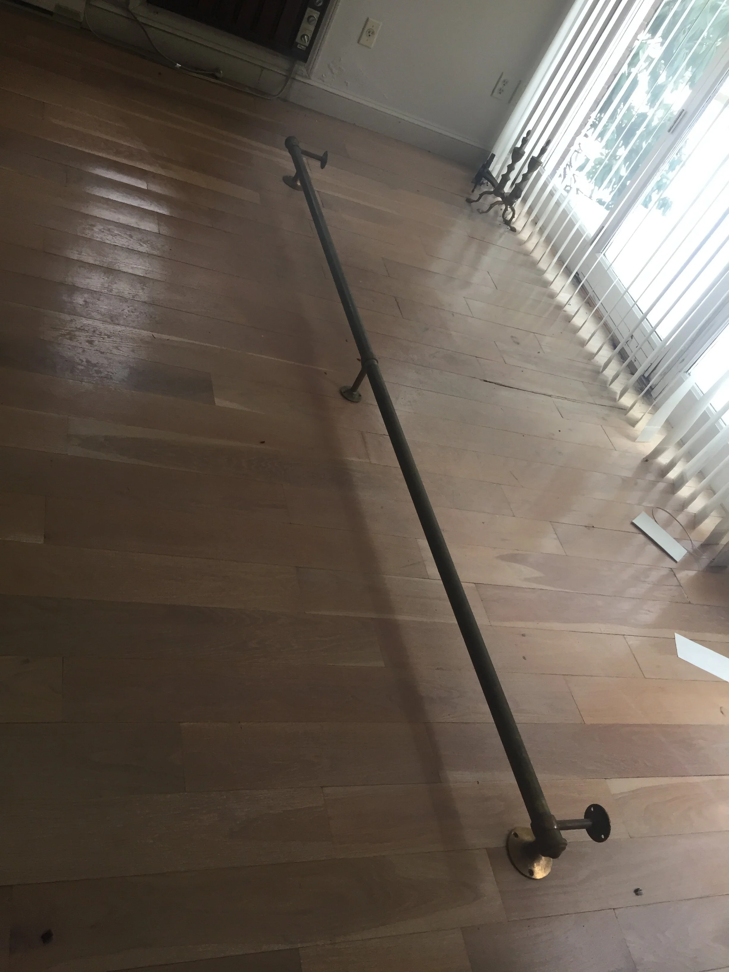 Brass Foot Rail N532