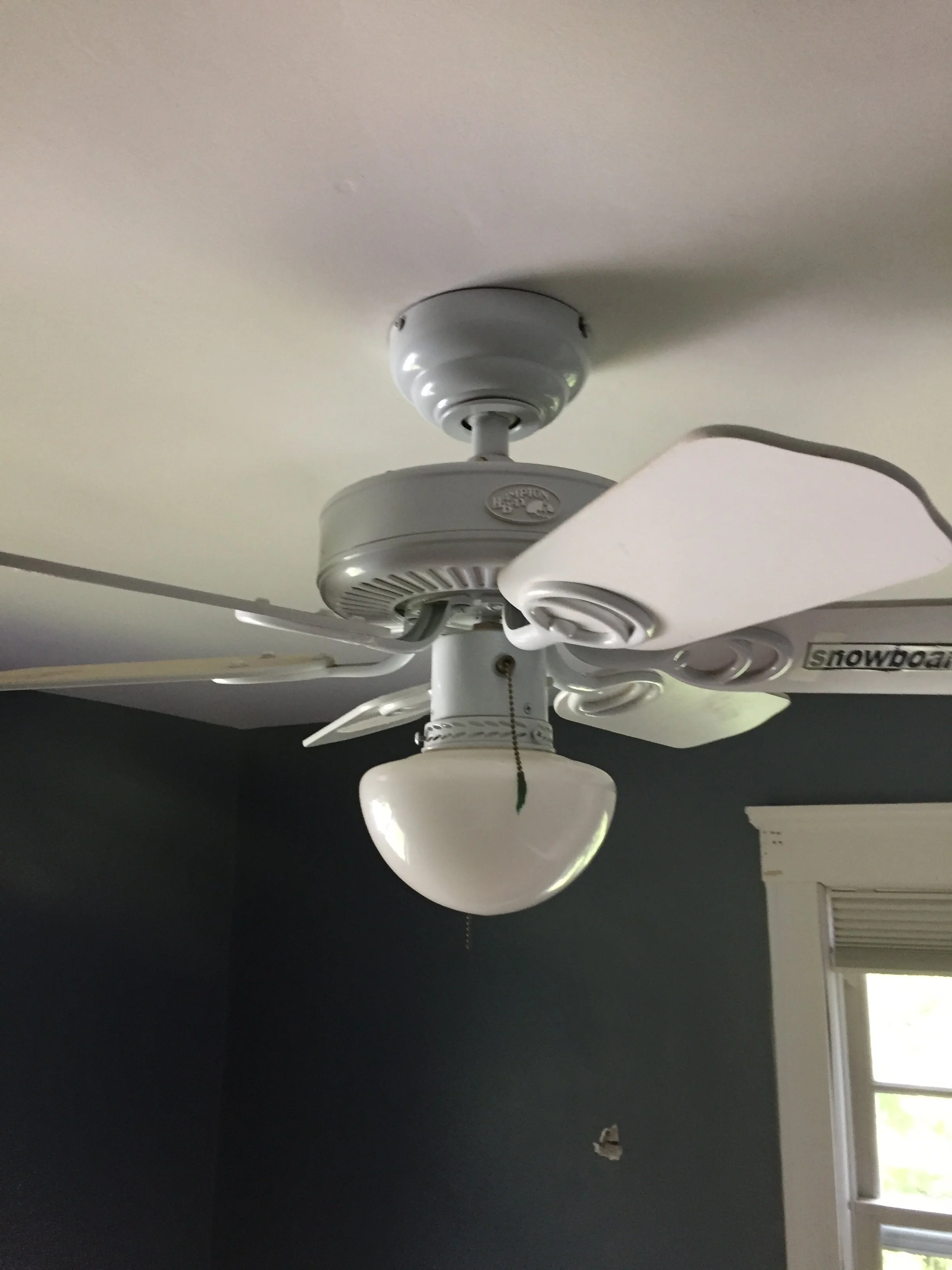 Hampton Bay Ceiling Fan-NH21