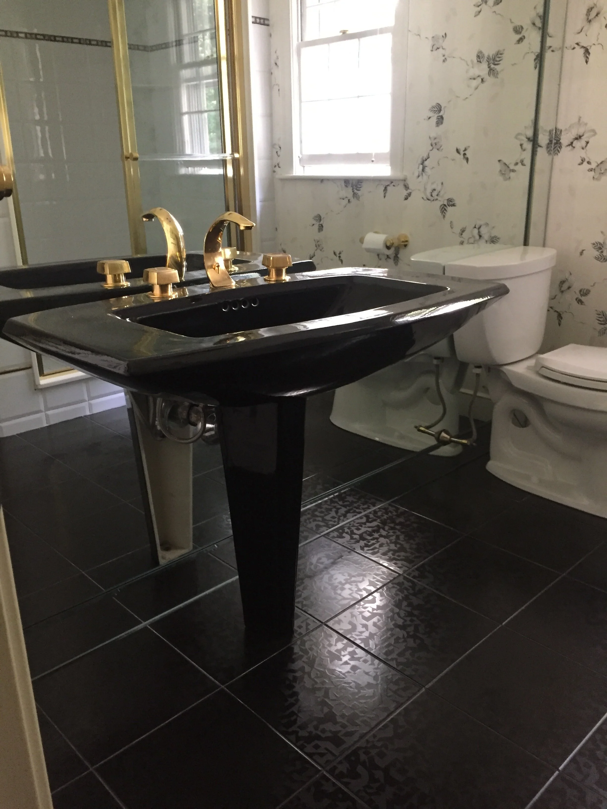 Kohler Pedestal Sink W110