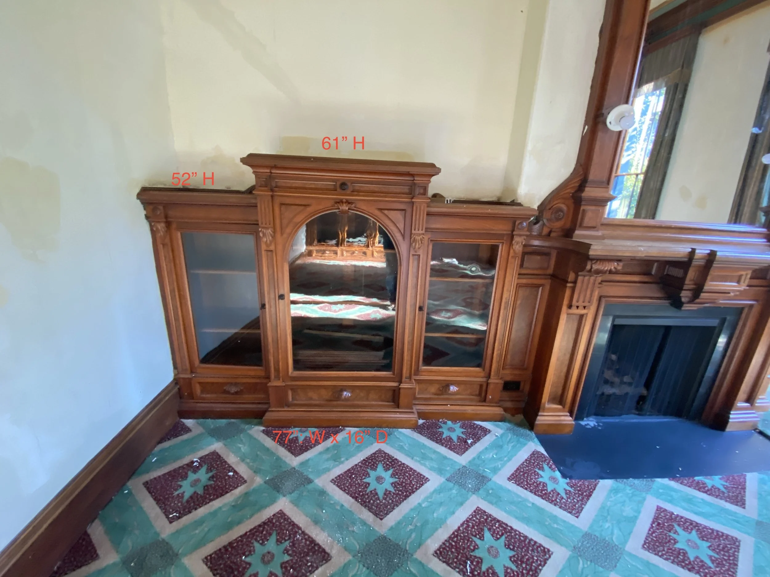 Antique Glass Doored Cabinet B102