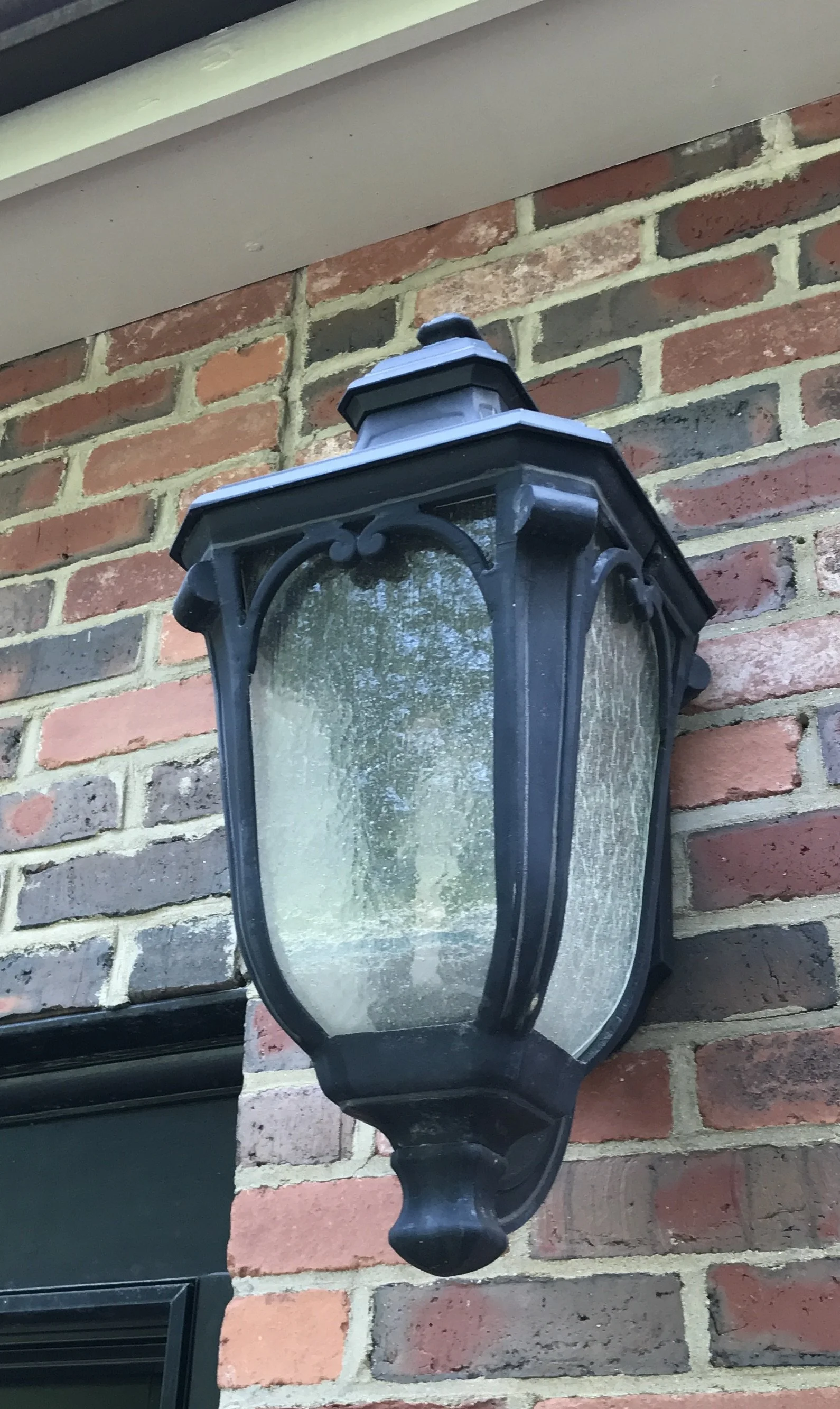 Hinckley Wall Lantern B215