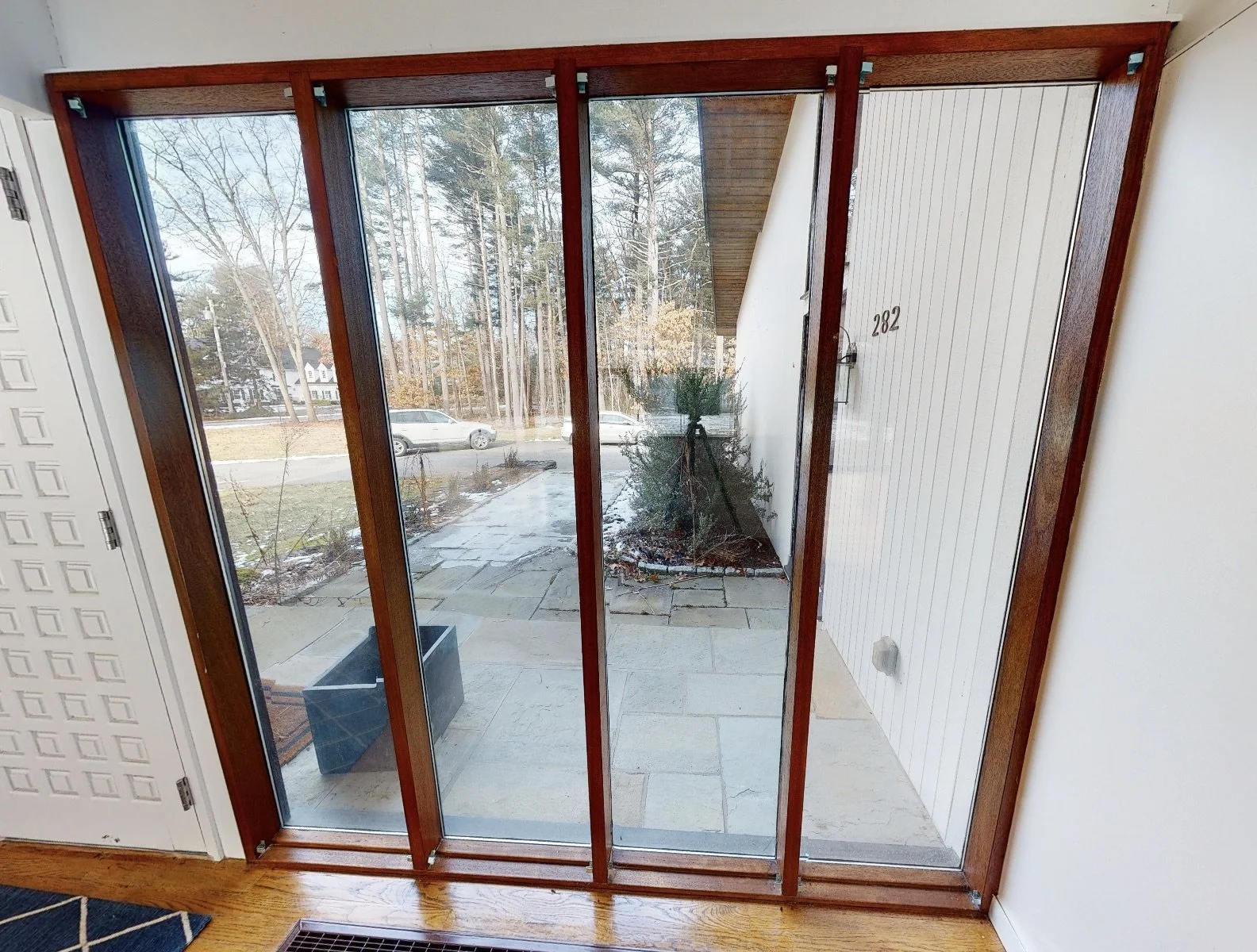 Deck House Fixed Panel C282