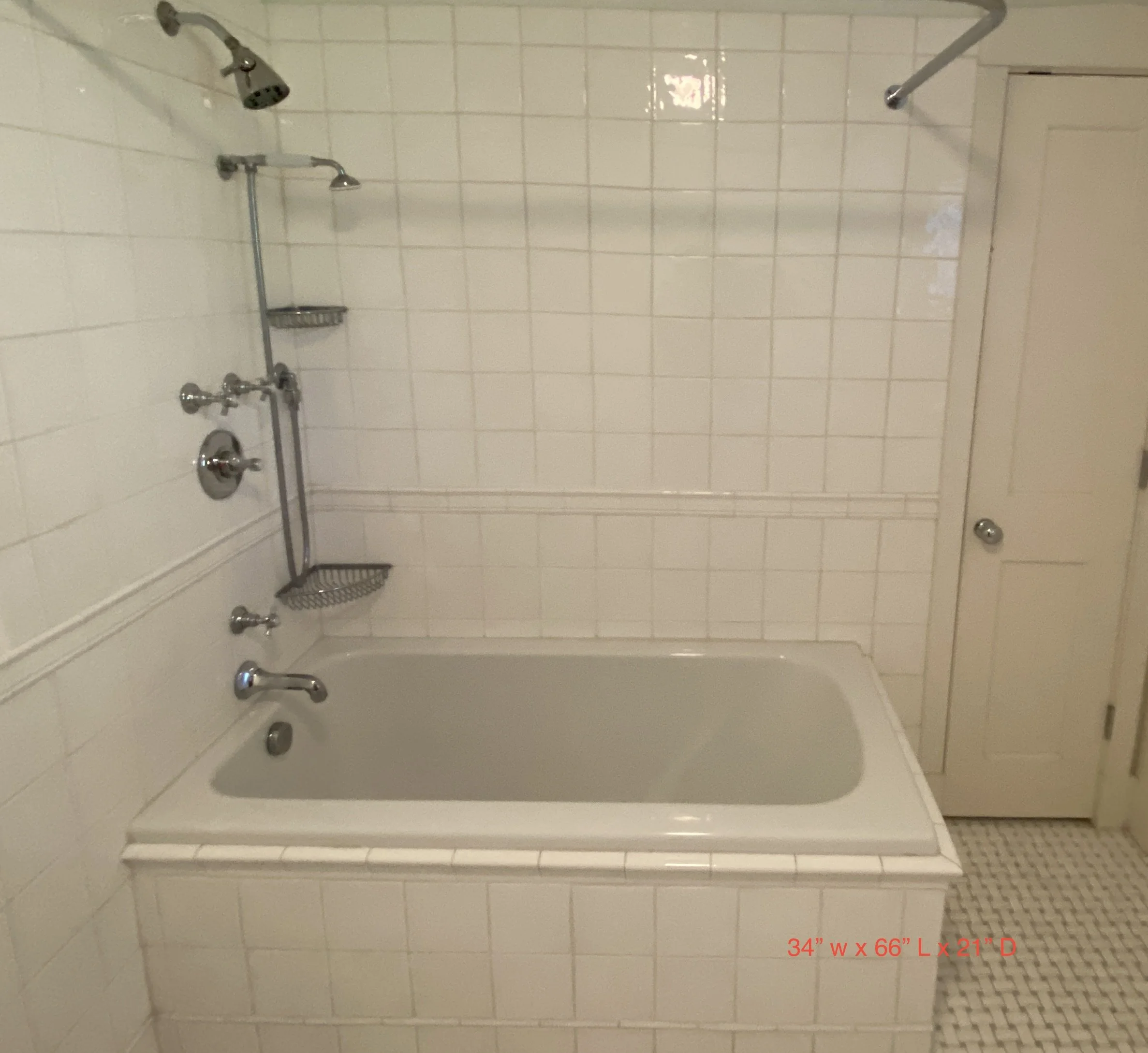 Waterworks Classic Acrylic Soaking Tub C812 F