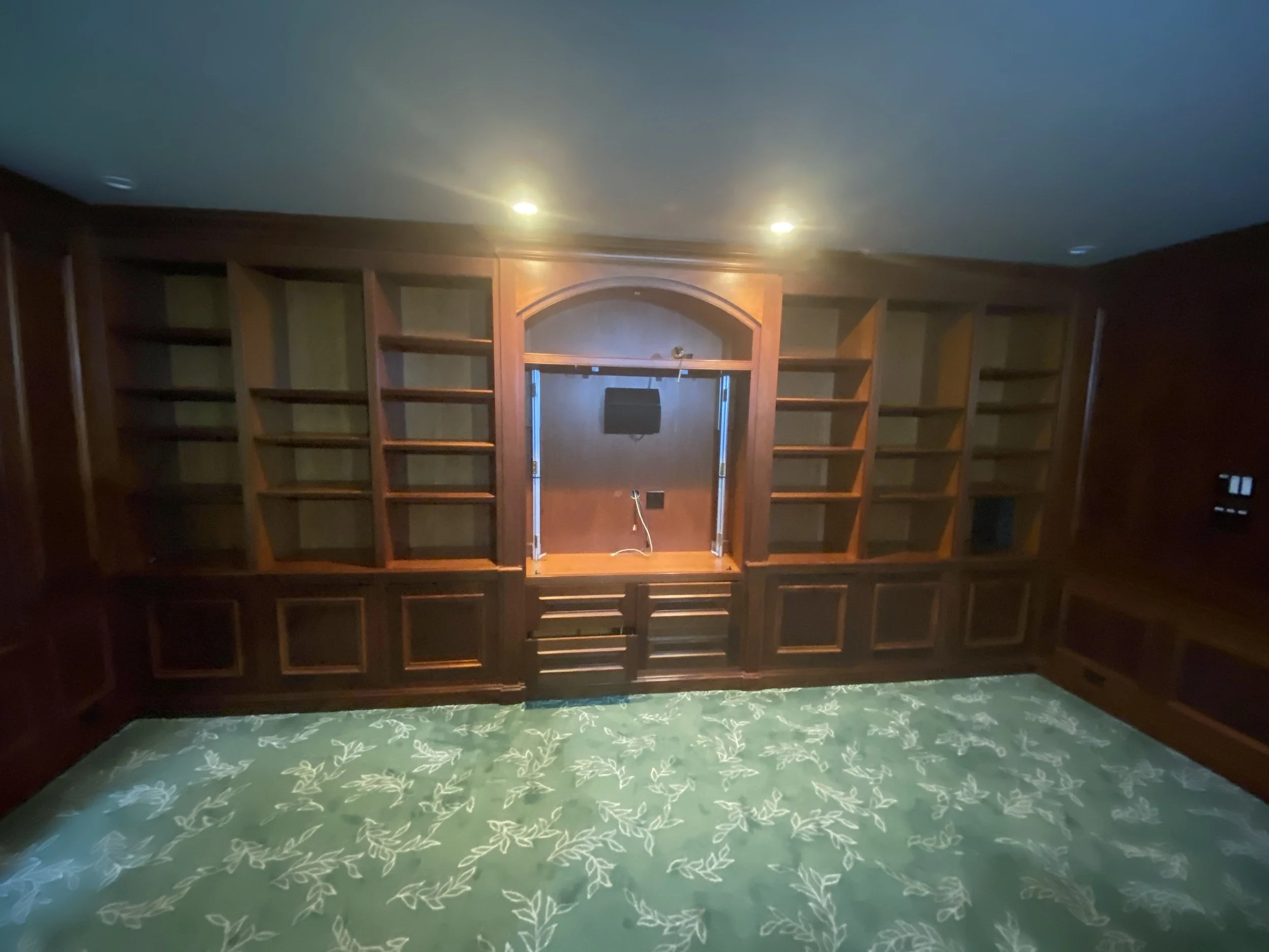 Mahogany Wall Cabinet unit W552