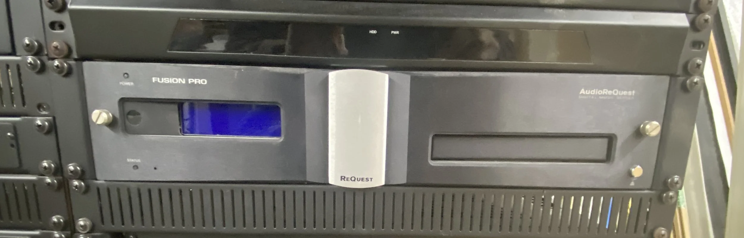 Fusion Pro Audio Request C812