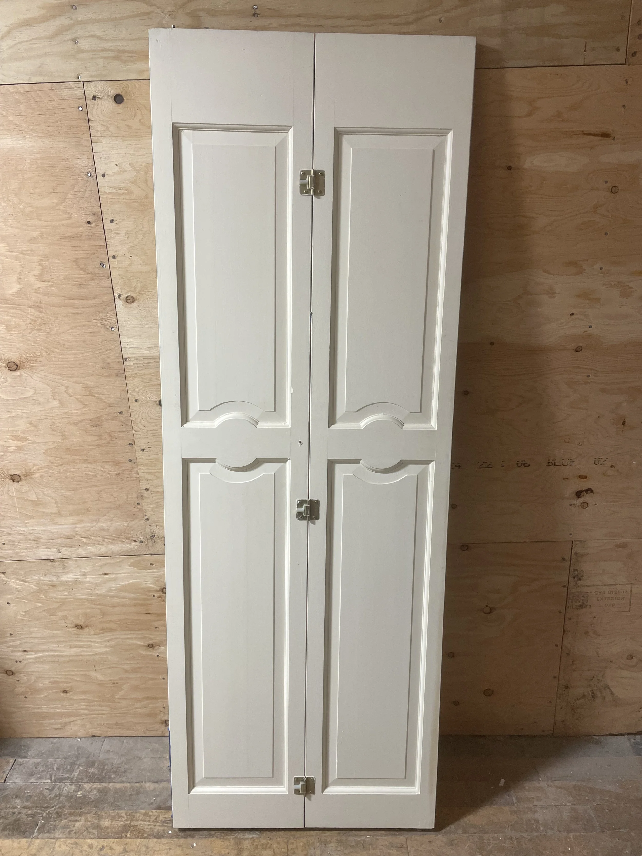 Bifold and Swing door Set W655