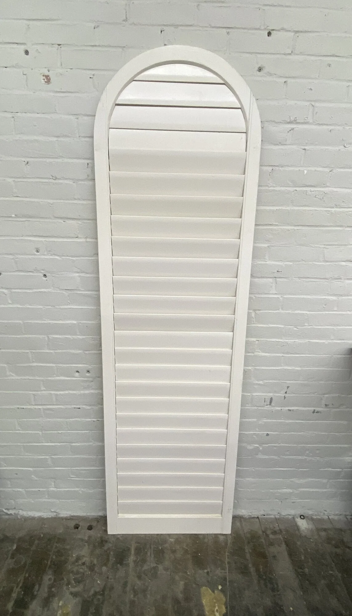 Shutters B215