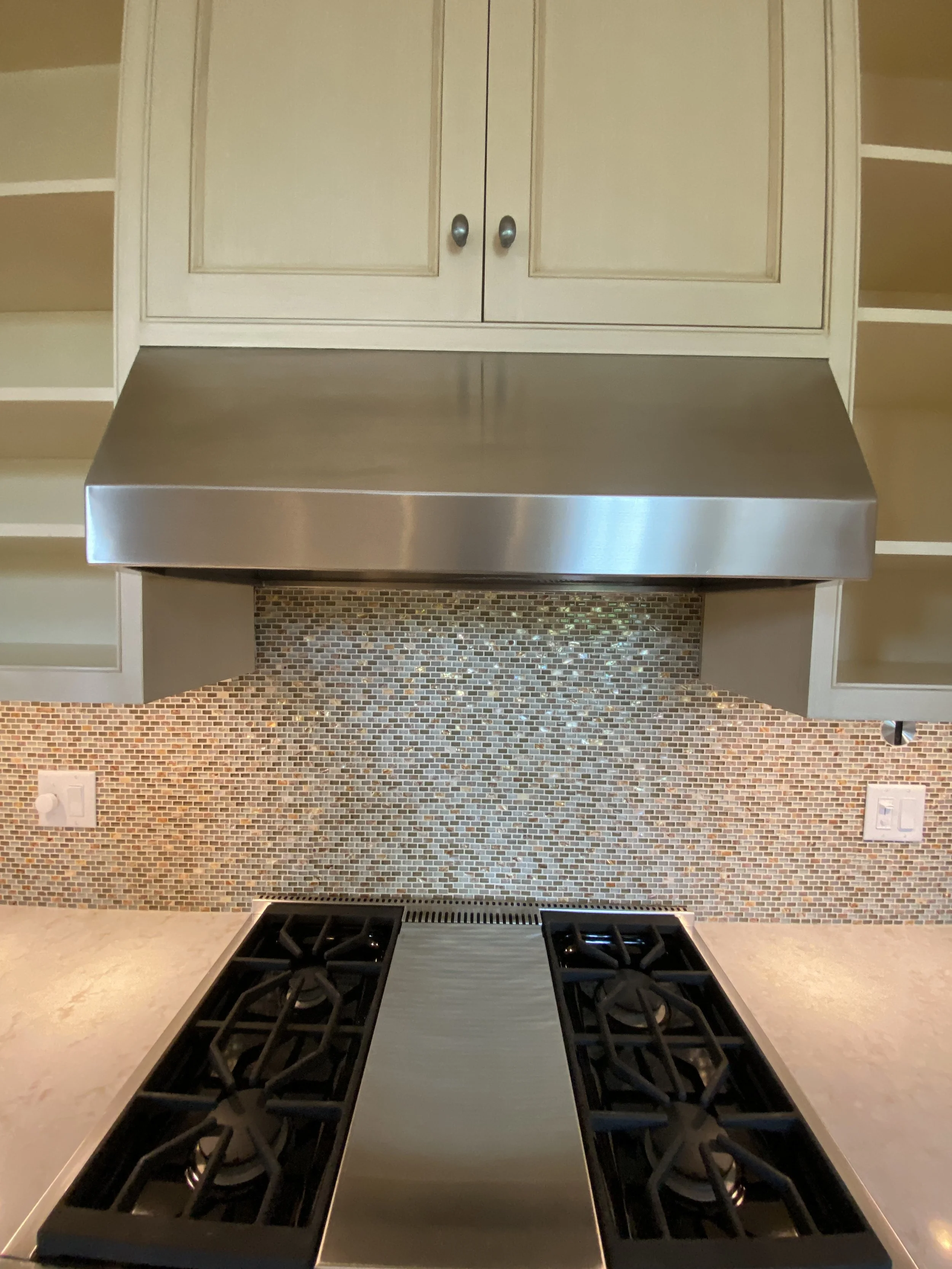 Thermador 36" Hood B109