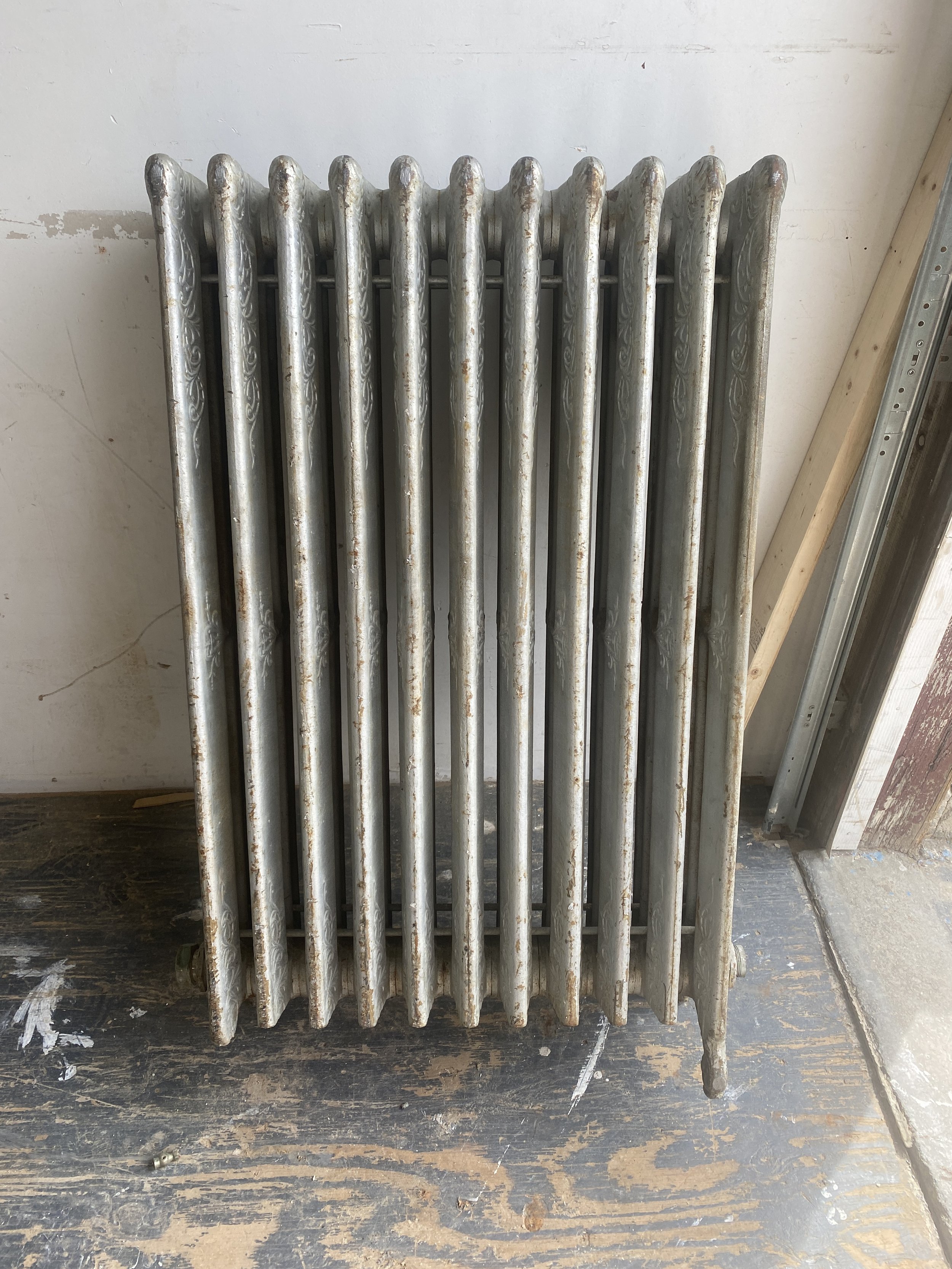 Decorative Hot Water Radiator N529