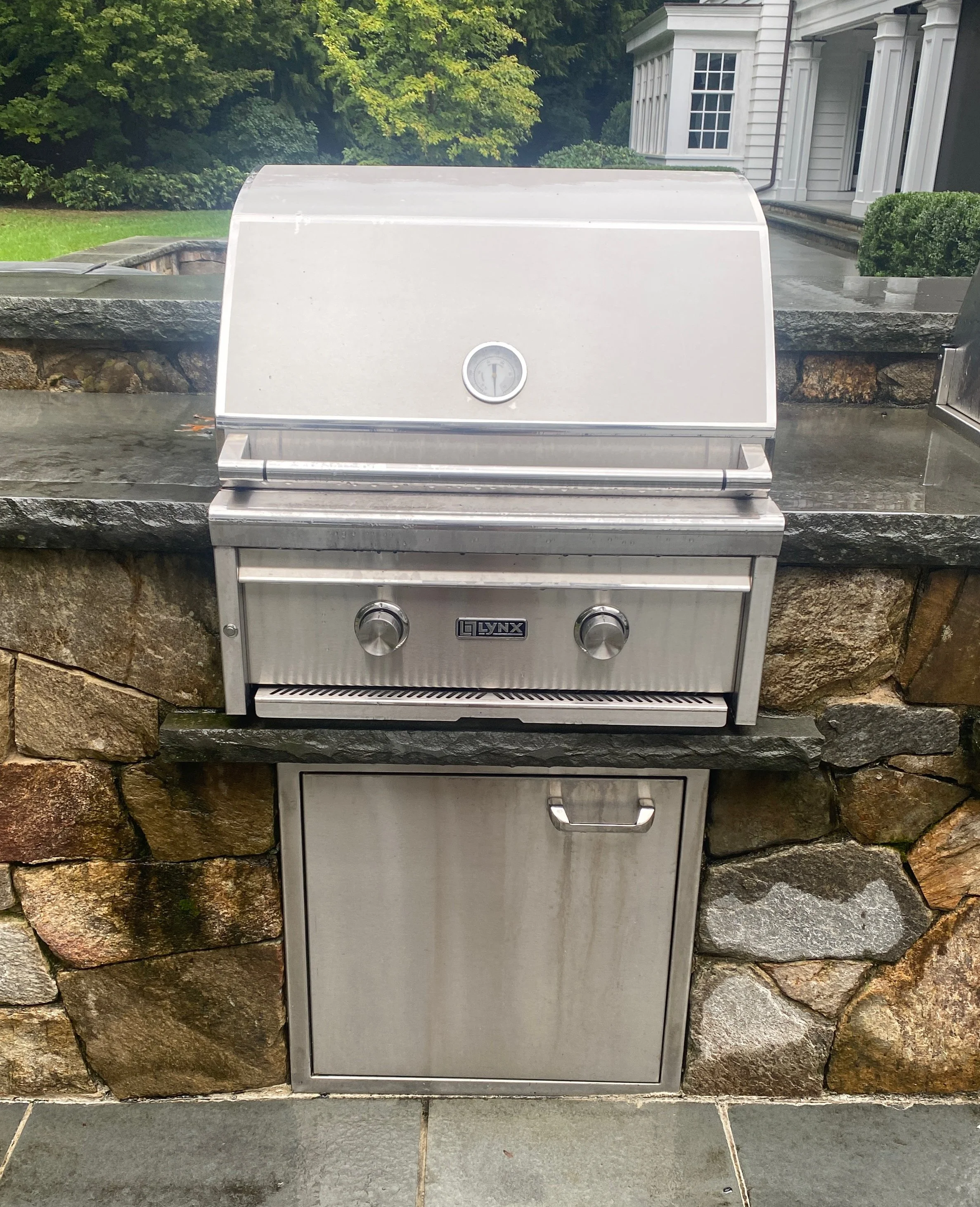 Lynx 27" Professional Natural Gas Grill W515