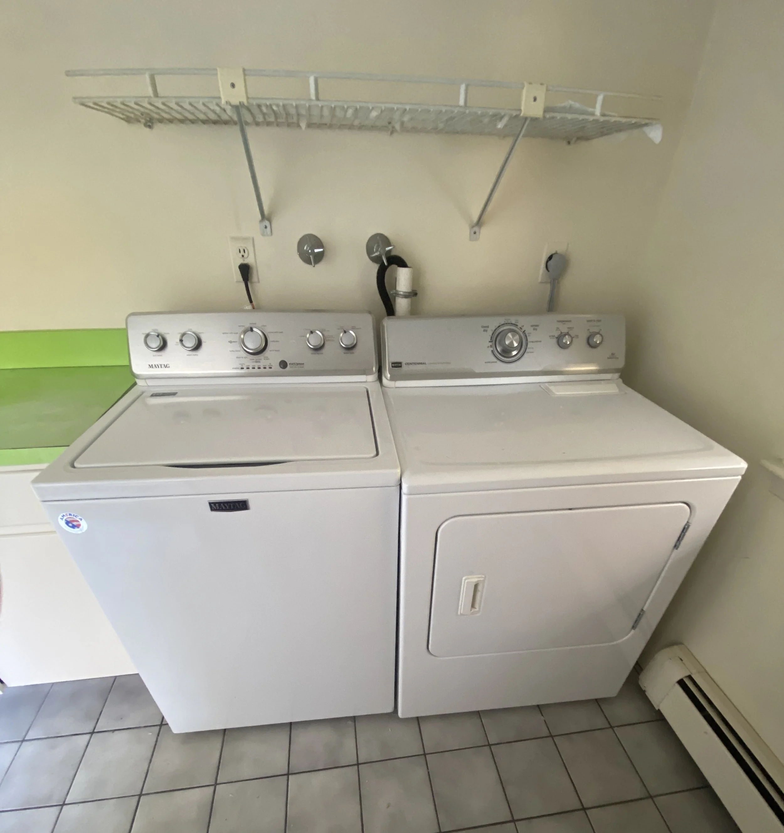 Maytag Washer Electric Dryer Set N969