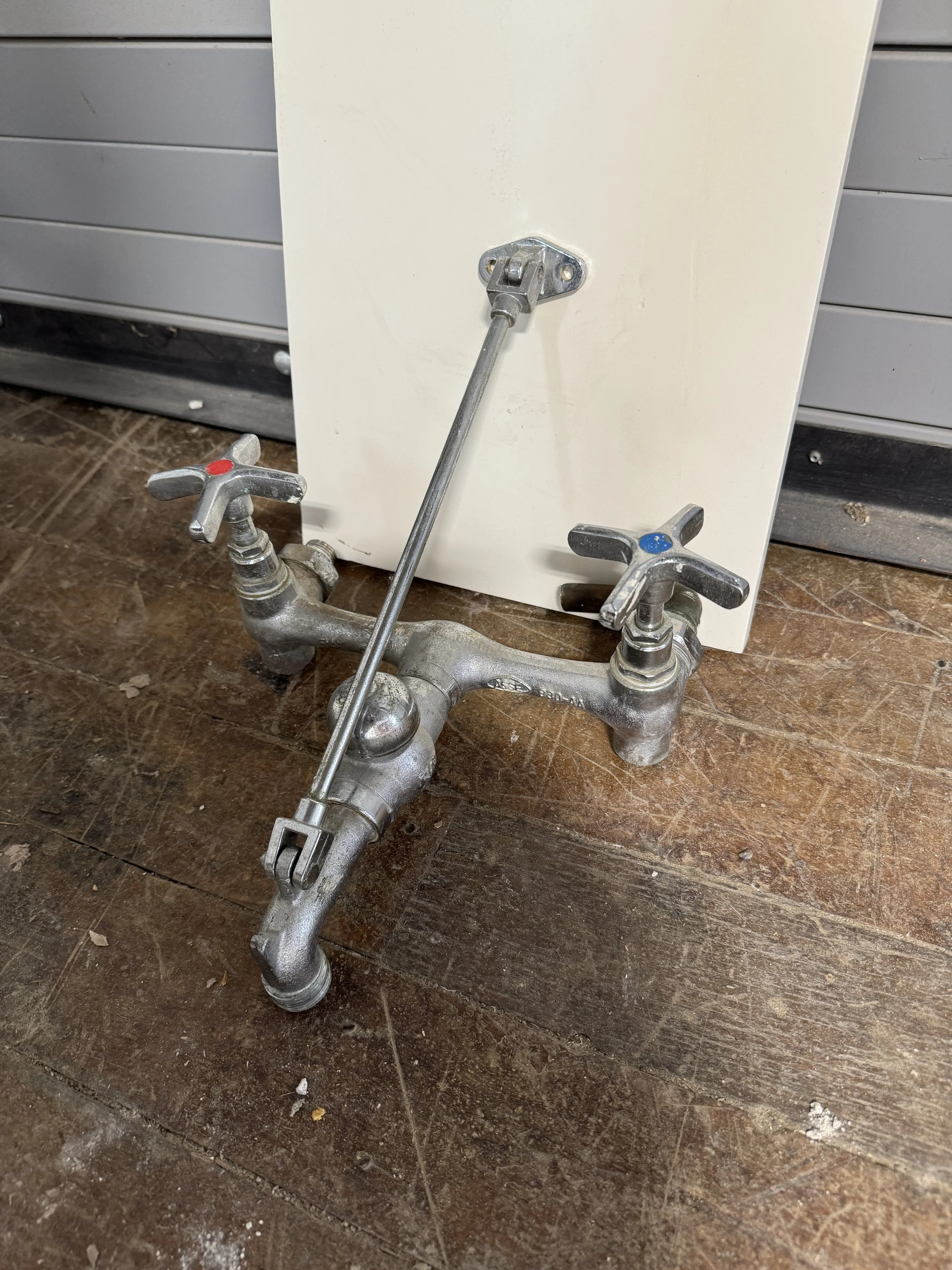 Service Sink Faucet Z999