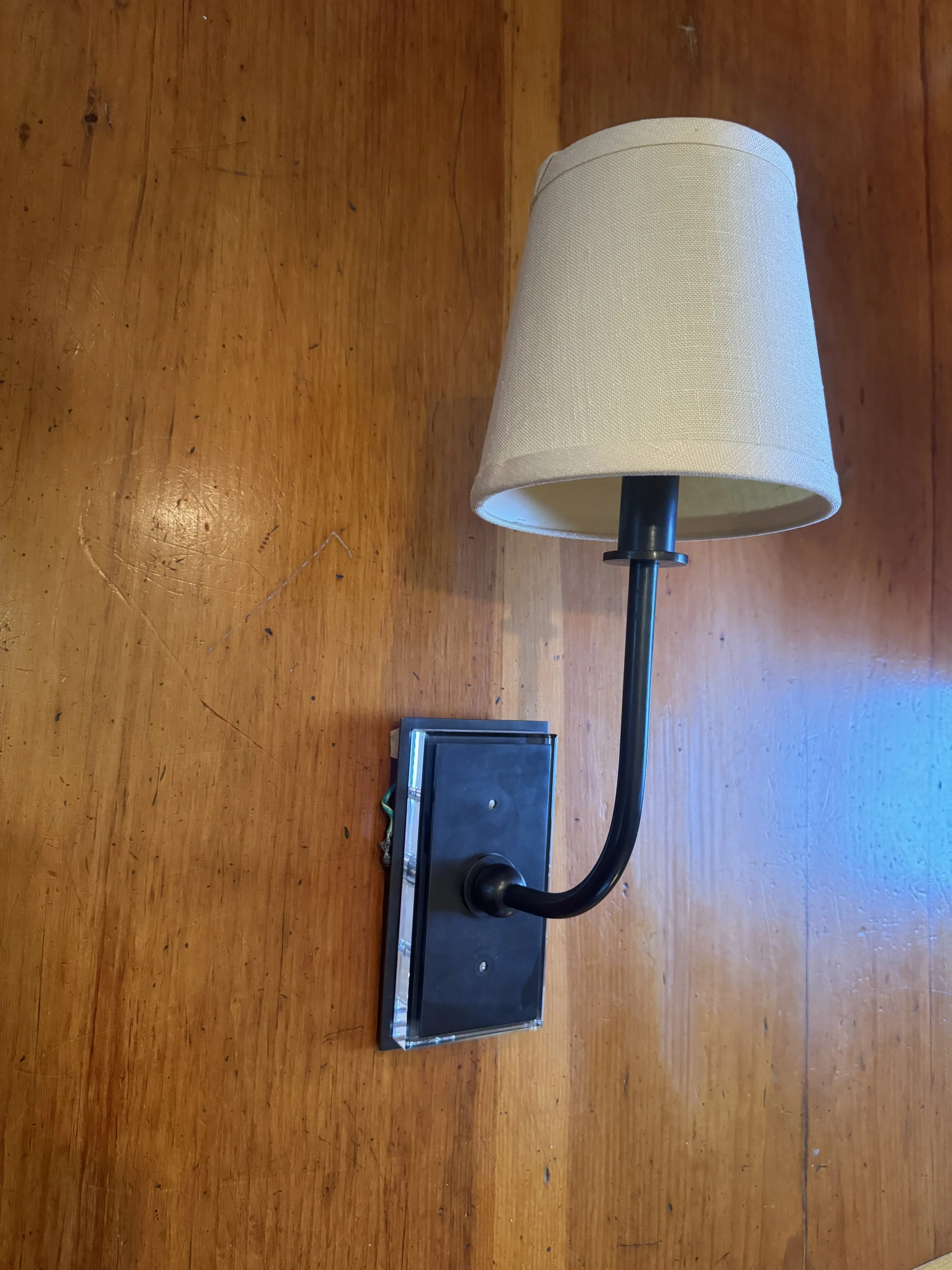 Visual Comfort Signature Collection Thomas O'Brien Hulton Wall Sconce W515 AA11