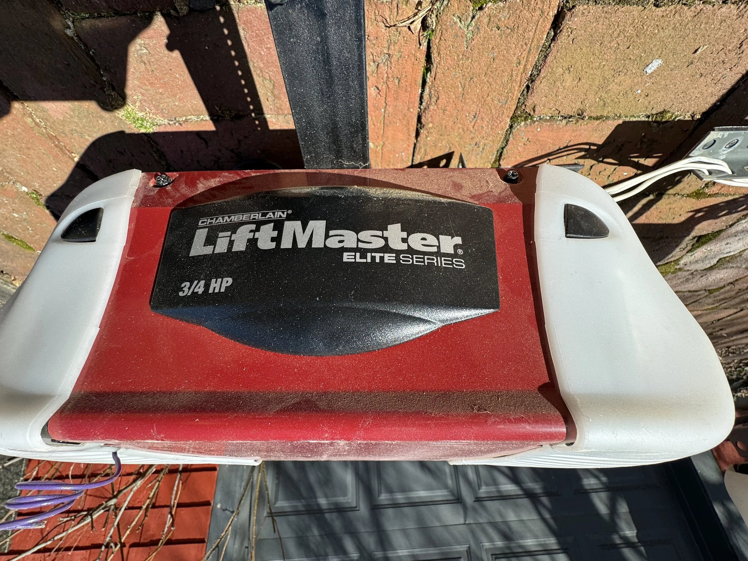 Chamberlein LiftMaster 3/4 HP Belt driven garage door opener w515