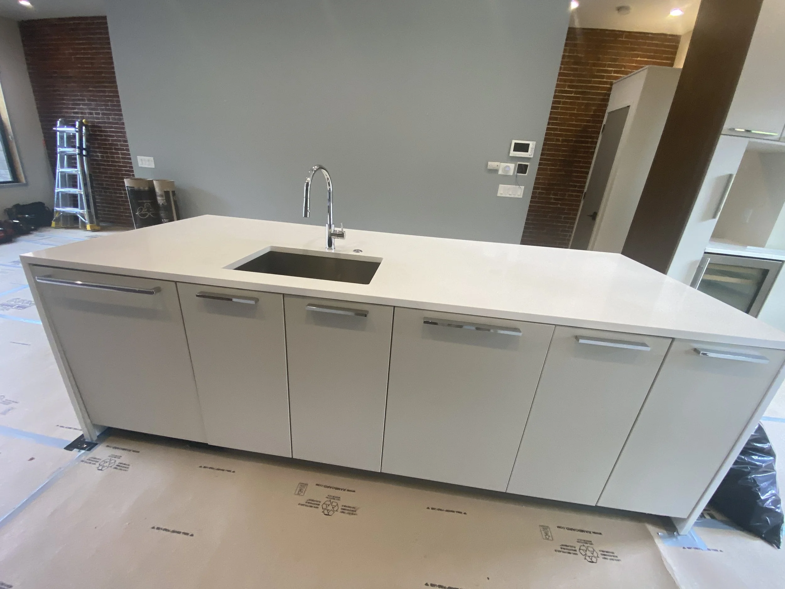 Caesarstone Island B521