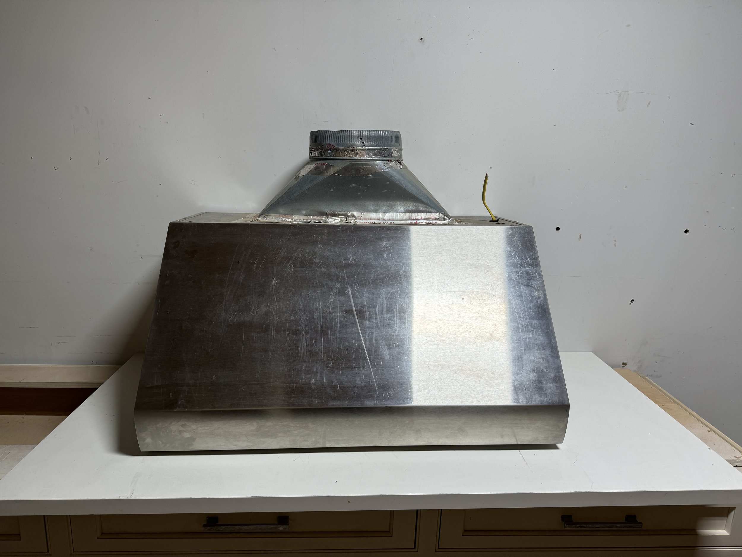 Wolf 36" Pro Wall Hood B215