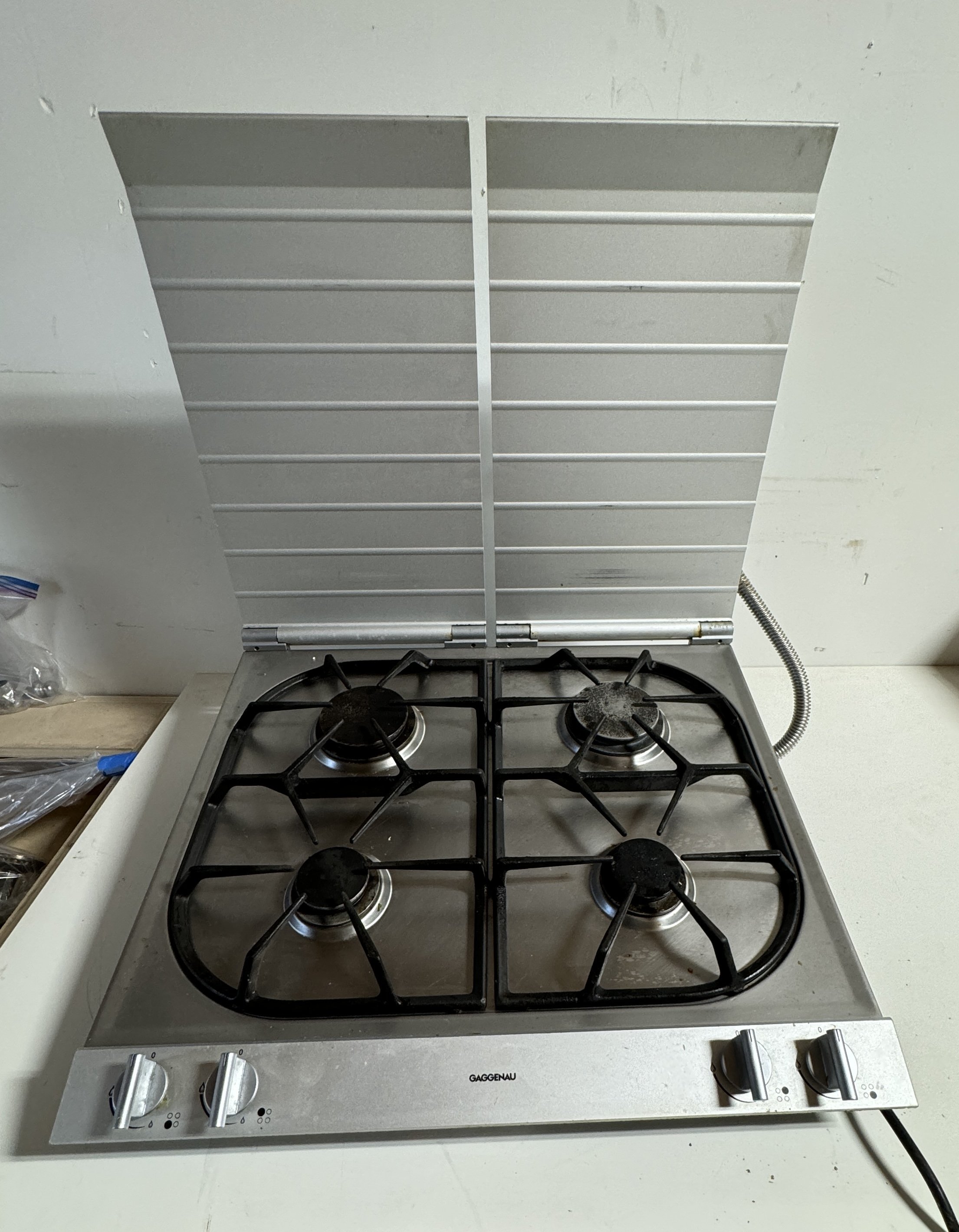 Gaggenau Natural Gas 24" Cooktop Z999